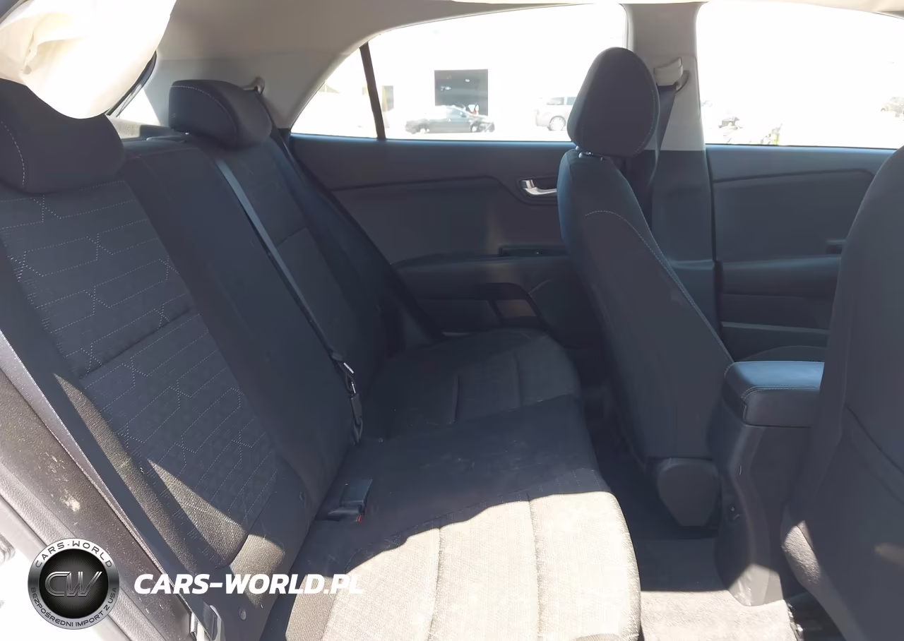 2019 Kia Rio 5-Door S VIN:3KPA25AB9KE209369 - 8