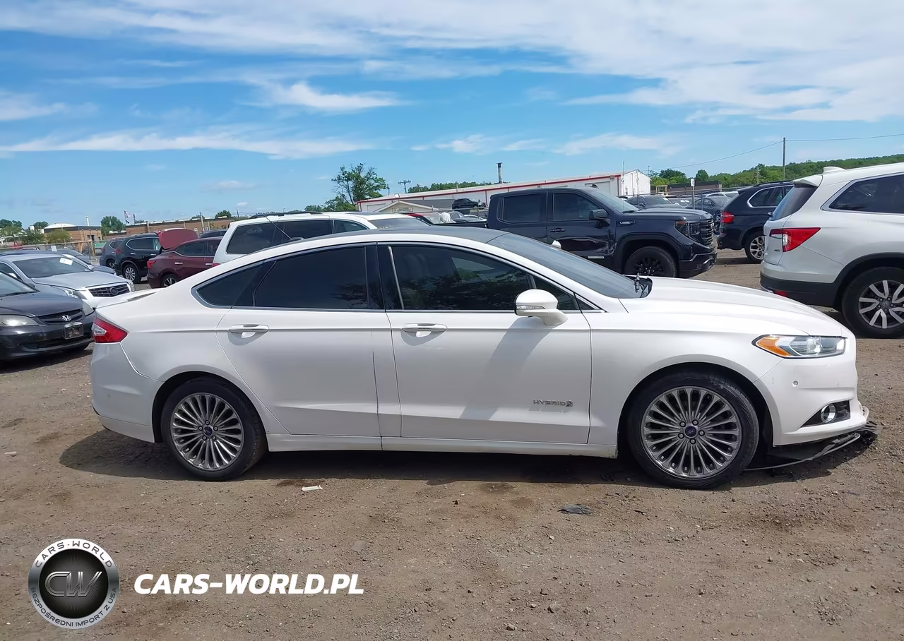 2014 Ford Fusion Hybrid Titanium VIN:3FA6P0RU1ER263901 - 13
