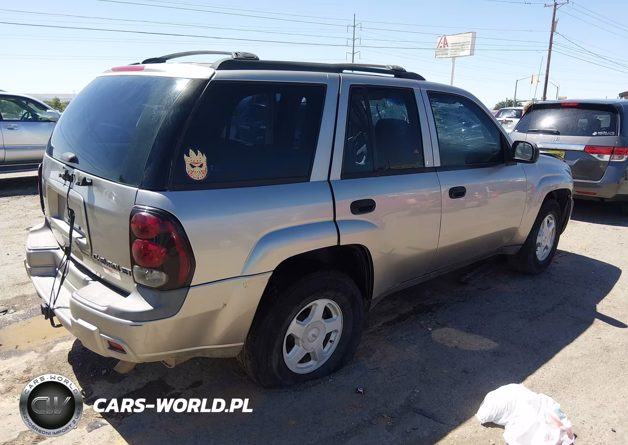 2002 Chevrolet Trailblazer Ls VIN:1GNDS13S822506253 - 4