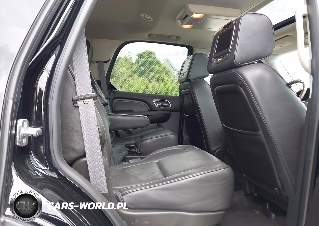 2014 Cadillac Escalade Platinum VIN:1GYS4DEF0ER131475 - 8