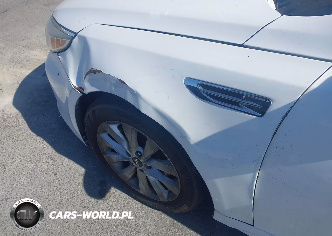 2018 Kia Optima S VIN:5XXGT4L30JG246226 - 18