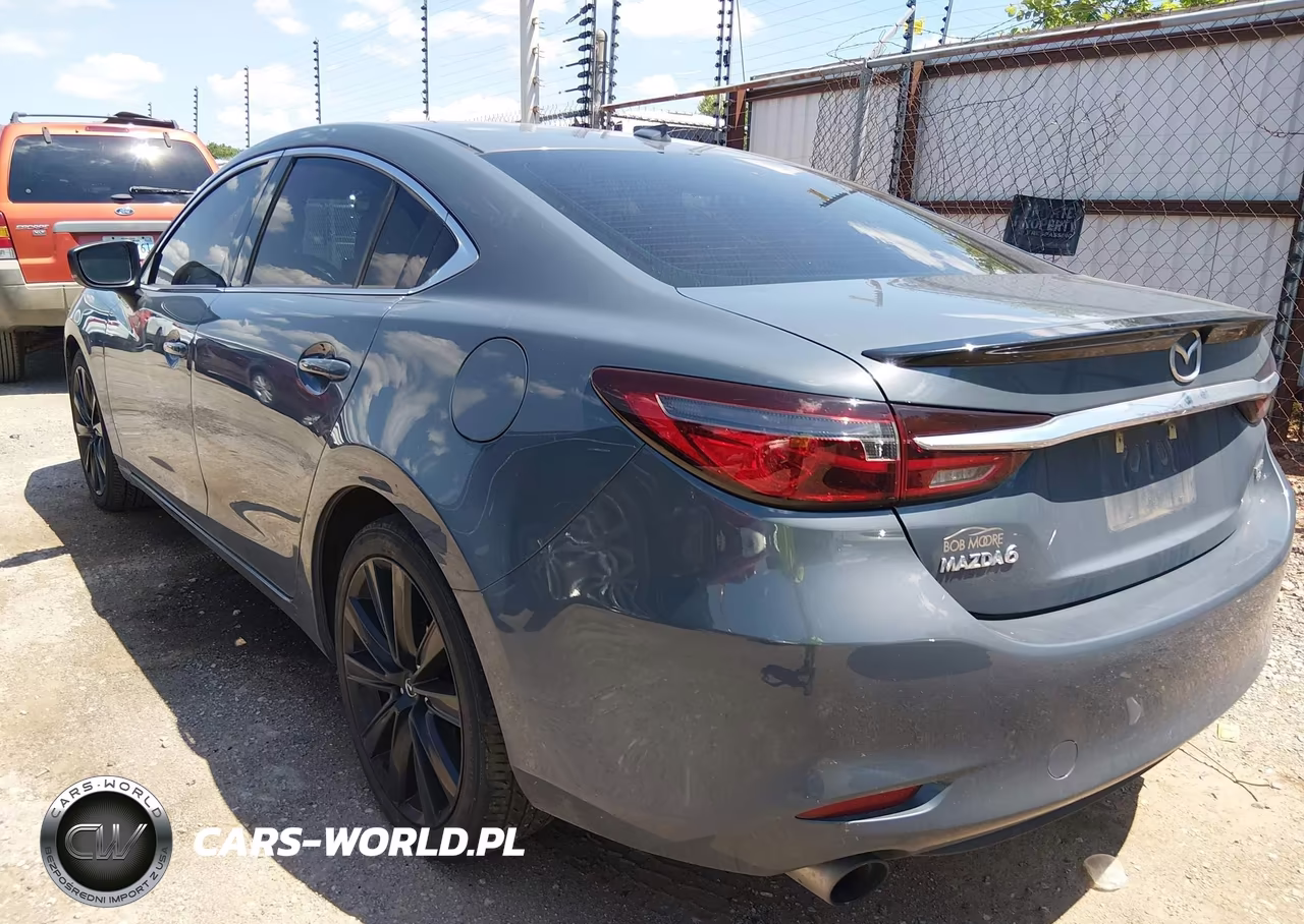 2021 Mazda Mazda6 Carbon Edition VIN:JM1GL1WY6M1614656 - 3