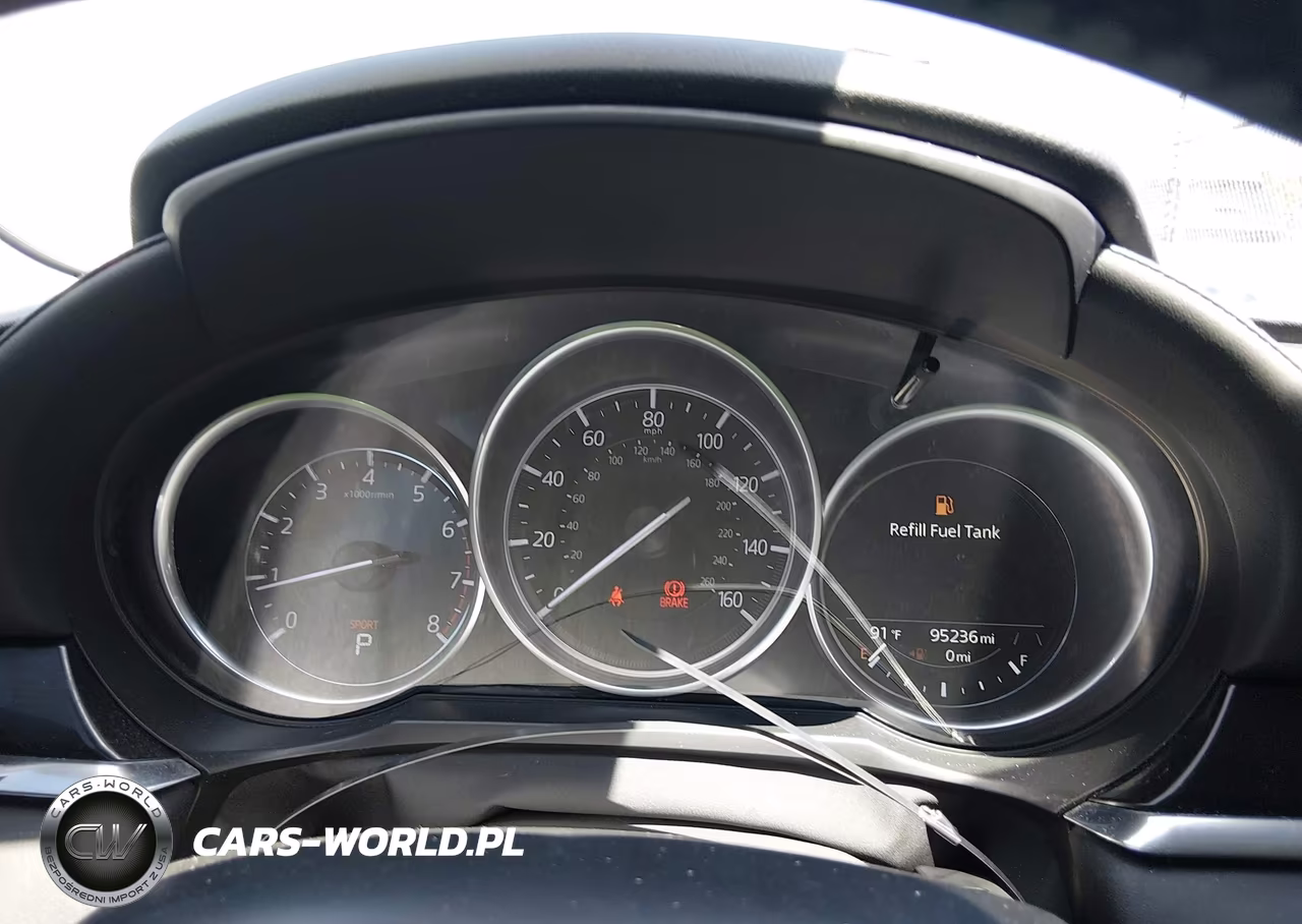 2021 Mazda Mazda6 Carbon Edition VIN:JM1GL1WY6M1614656 - 7