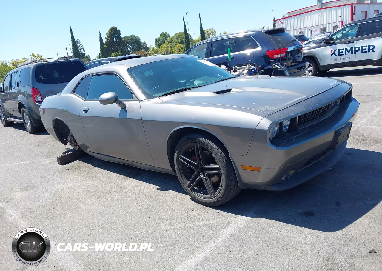 2012 Dodge Challenger Sxt – zdjęcie 1 z 17