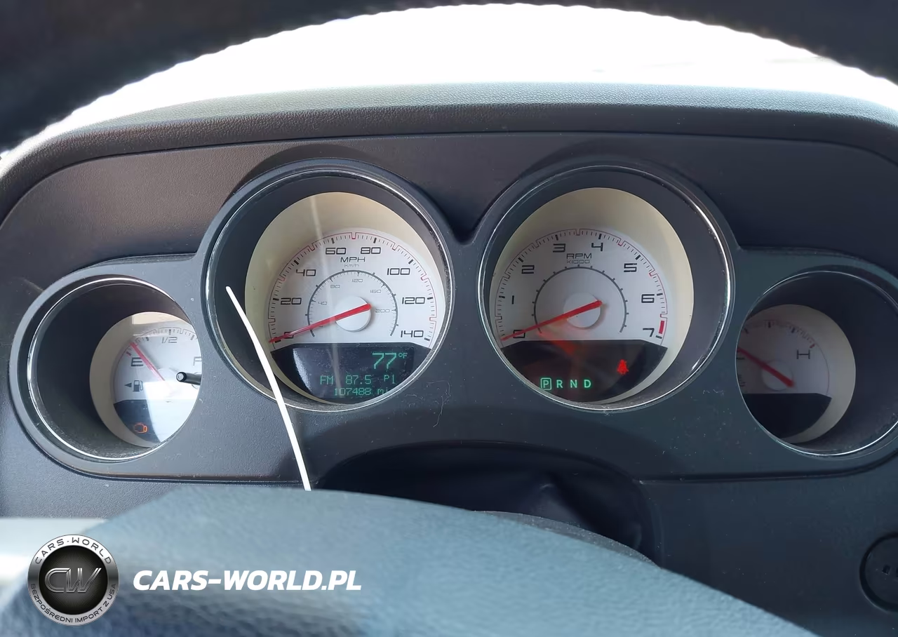 2012 Dodge Challenger Sxt VIN:2C3CDYAG3CH228199 - 7