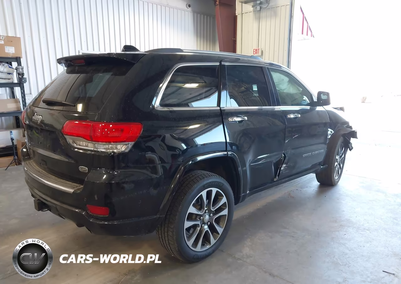 2017 Jeep Grand Cherokee Overland 4X4 VIN:1C4RJFCG4HC904508 - 4