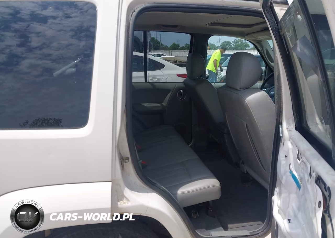 2005 Jeep Liberty Limited Edition VIN:1J4GL58K65W566445 - 8