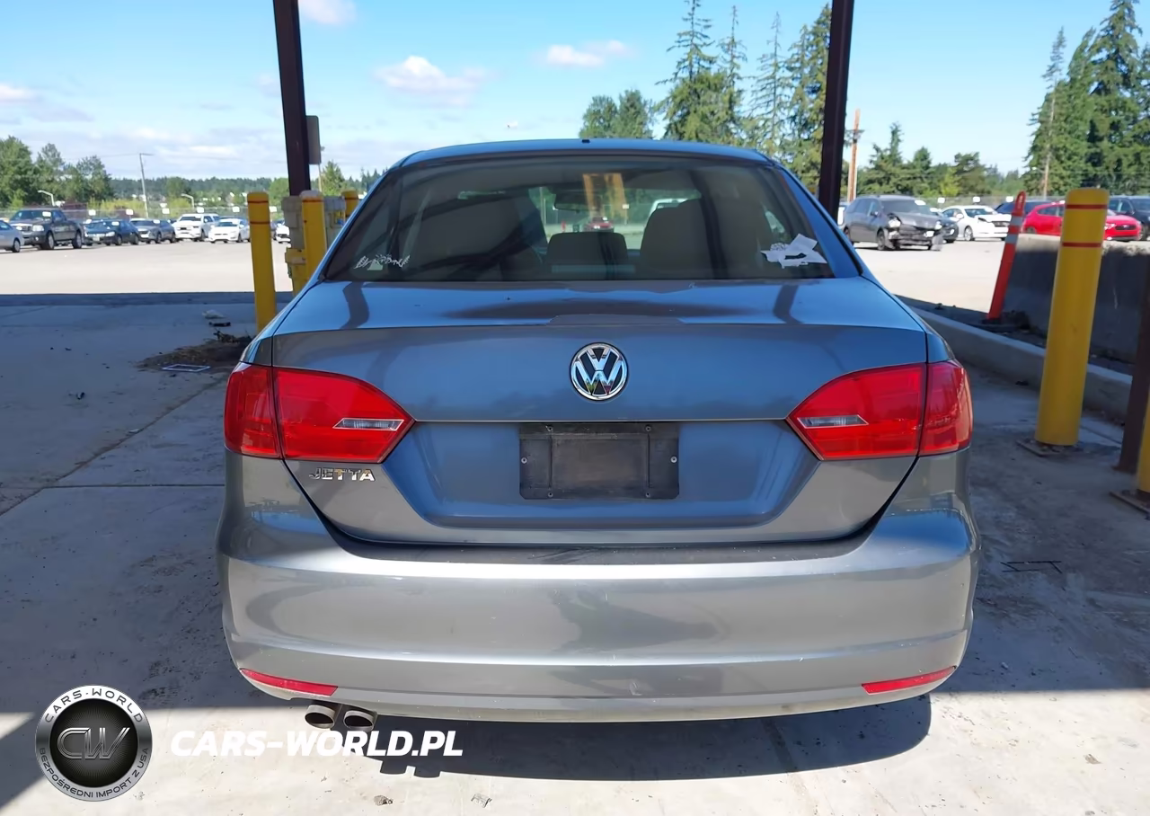 2012 Volkswagen Jetta 2.0L S VIN:3VW2K7AJ3CM395339 - 16
