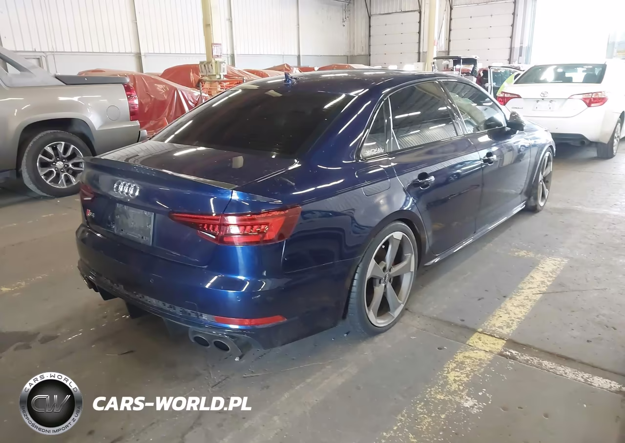 2018 Audi S4 3.0T Premium Plus VIN:WAUC4AF47JA234887 - 4