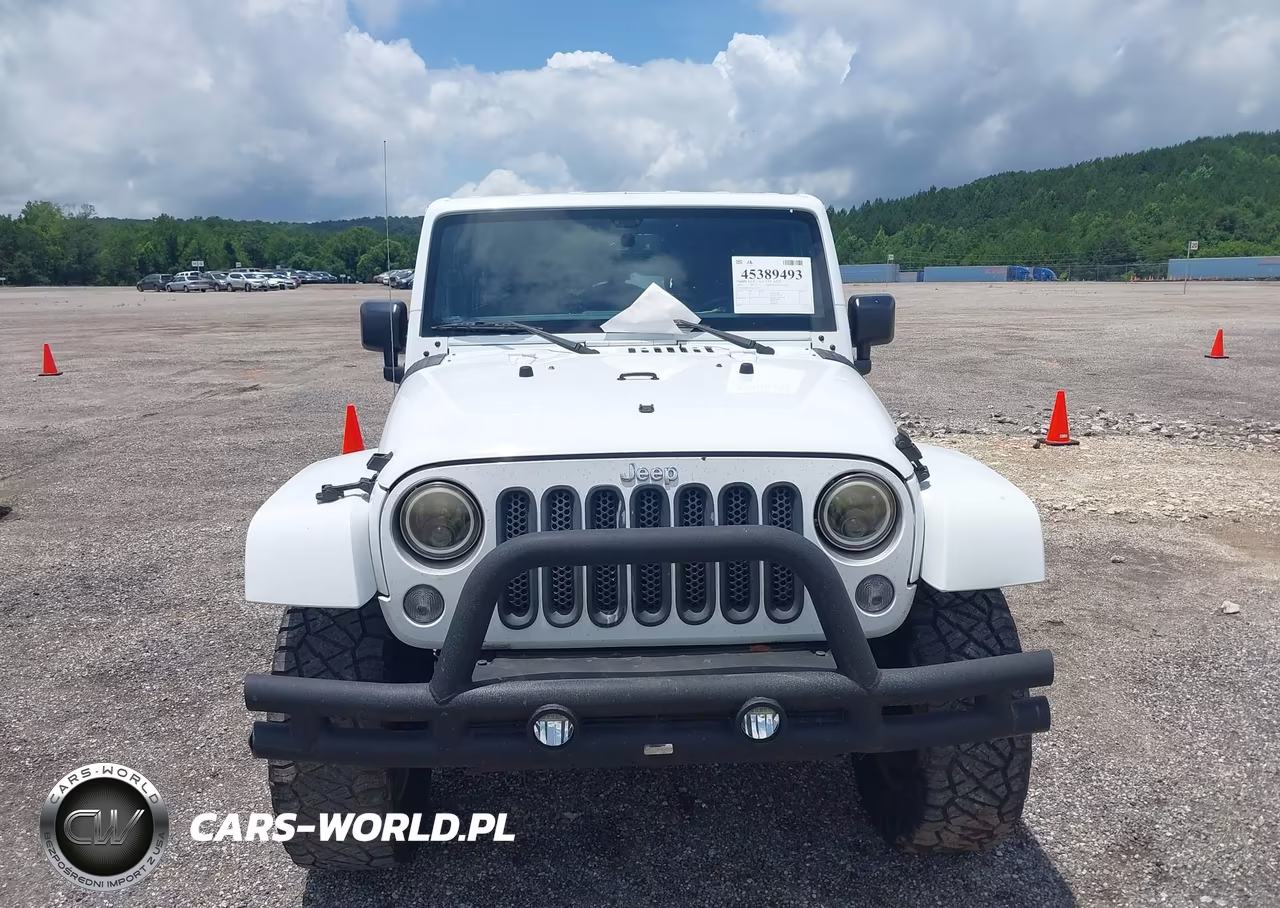 2017 Jeep Wrangler Unlimited Sahara 4X4 VIN:1C4BJWEG2HL515798 - 12