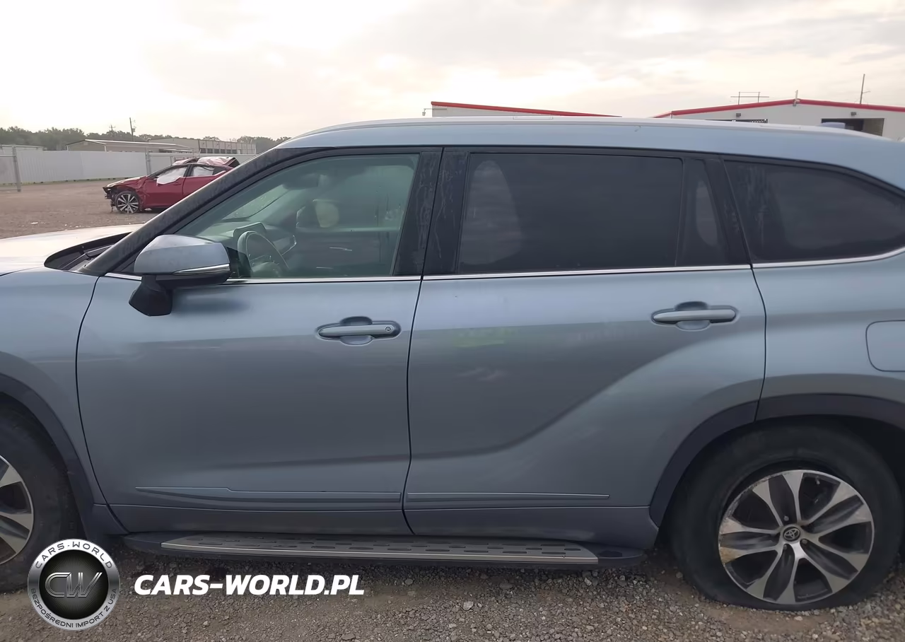 2022 Toyota Highlander Xle VIN:5TDGZRAHXNS095748 - 15