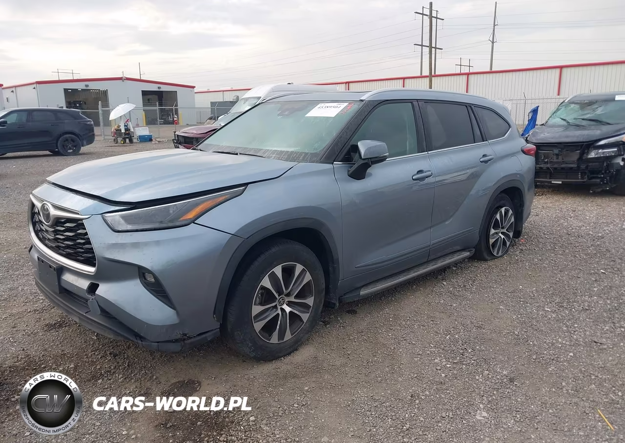 2022 Toyota Highlander Xle VIN:5TDGZRAHXNS095748 - 2