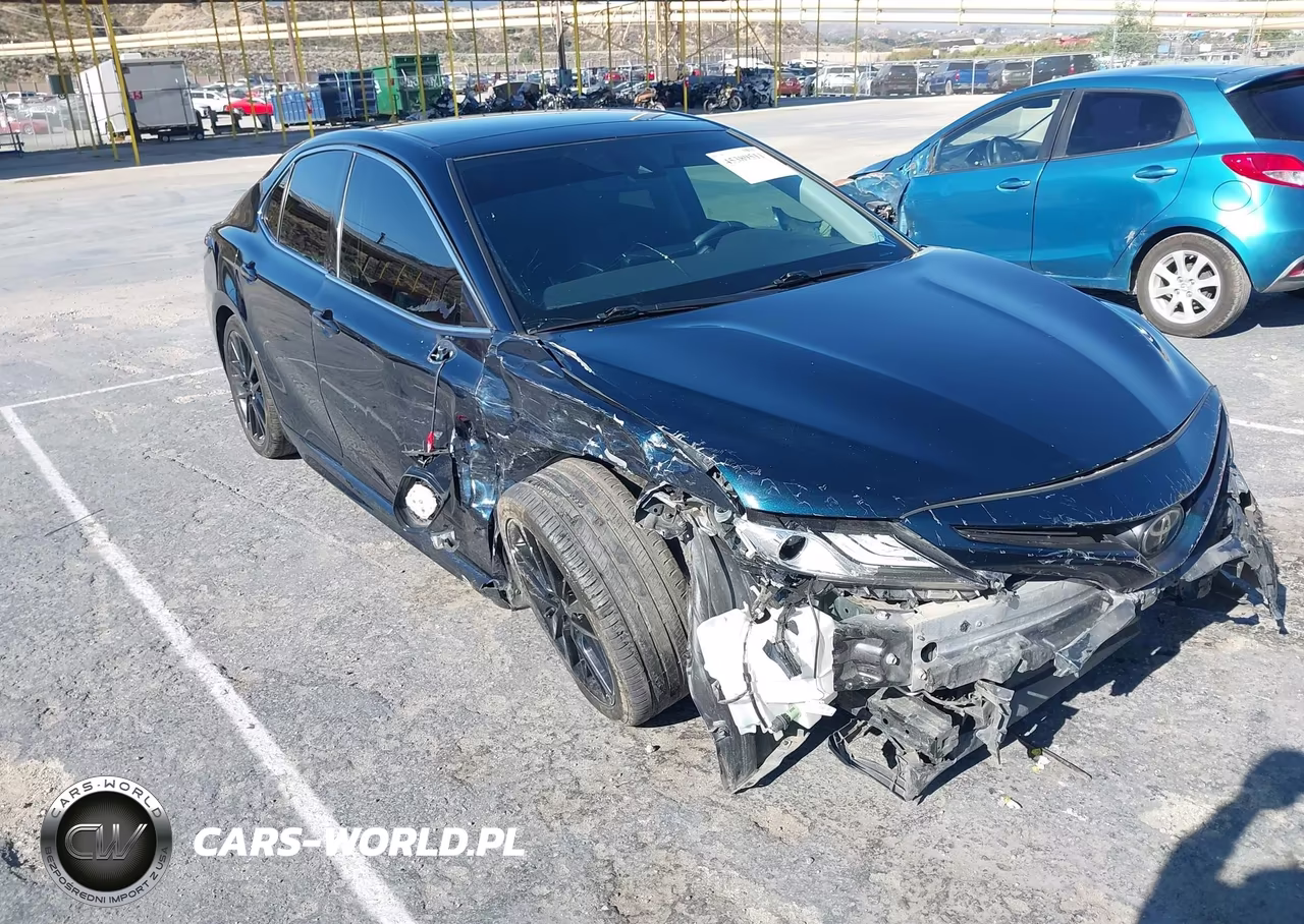 2021 Toyota Camry Xse – zdjęcie 1 z 18