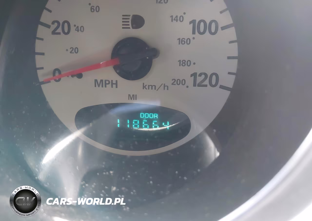 2005 Chrysler Pt Cruiser Limited VIN:3C8FY68B15T558573 - 16