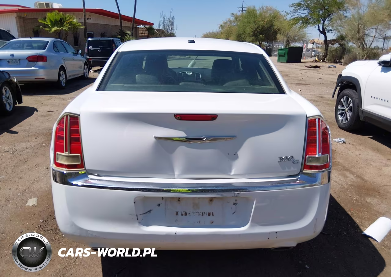 2013 Chrysler 300C VIN:2C3CCAEG8DH621587 - 15