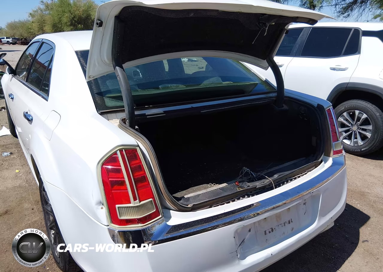 2013 Chrysler 300C VIN:2C3CCAEG8DH621587 - 6