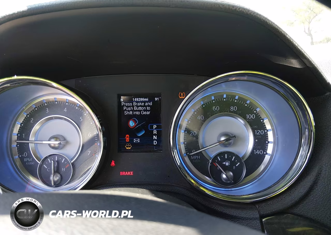2013 Chrysler 300C VIN:2C3CCAEG8DH621587 - 7