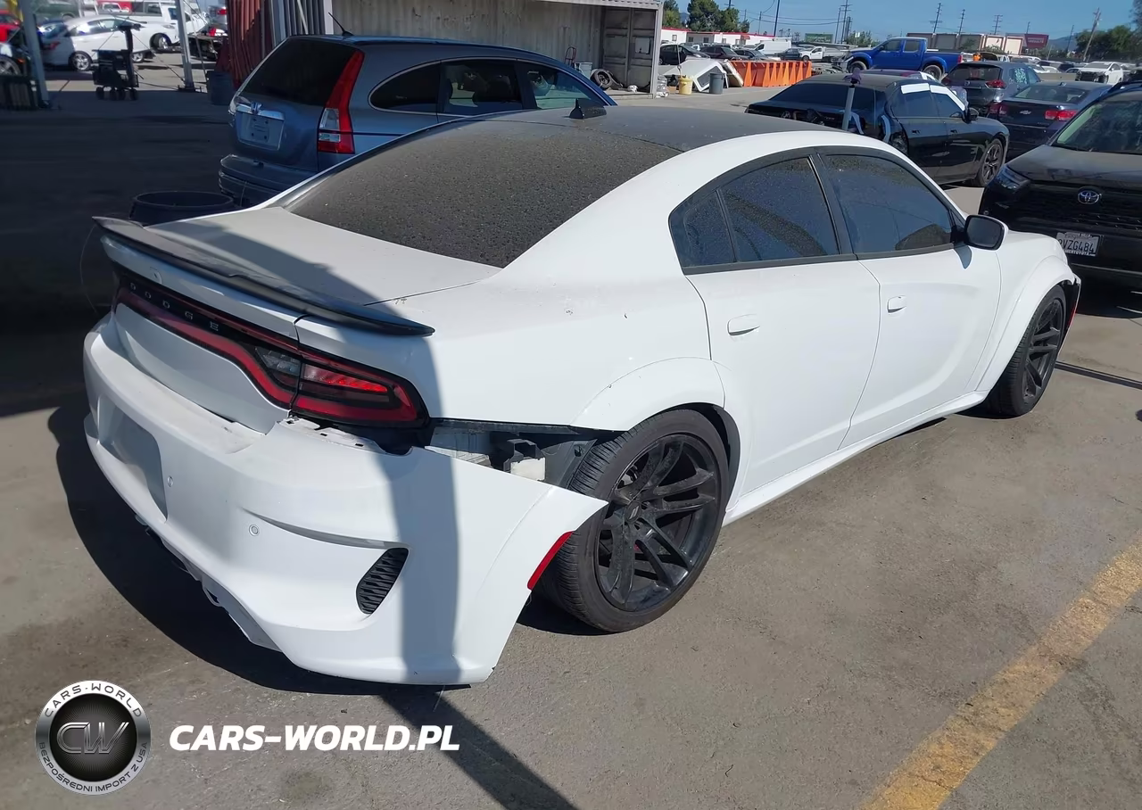 2019 Dodge Charger Scat Pack Rwd VIN:2C3CDXGJ1KH558435 - 4