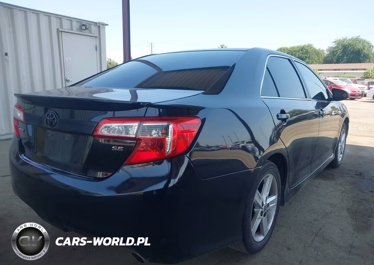 2014 Toyota Camry Se VIN:4T1BF1FK7EU312284 - 4