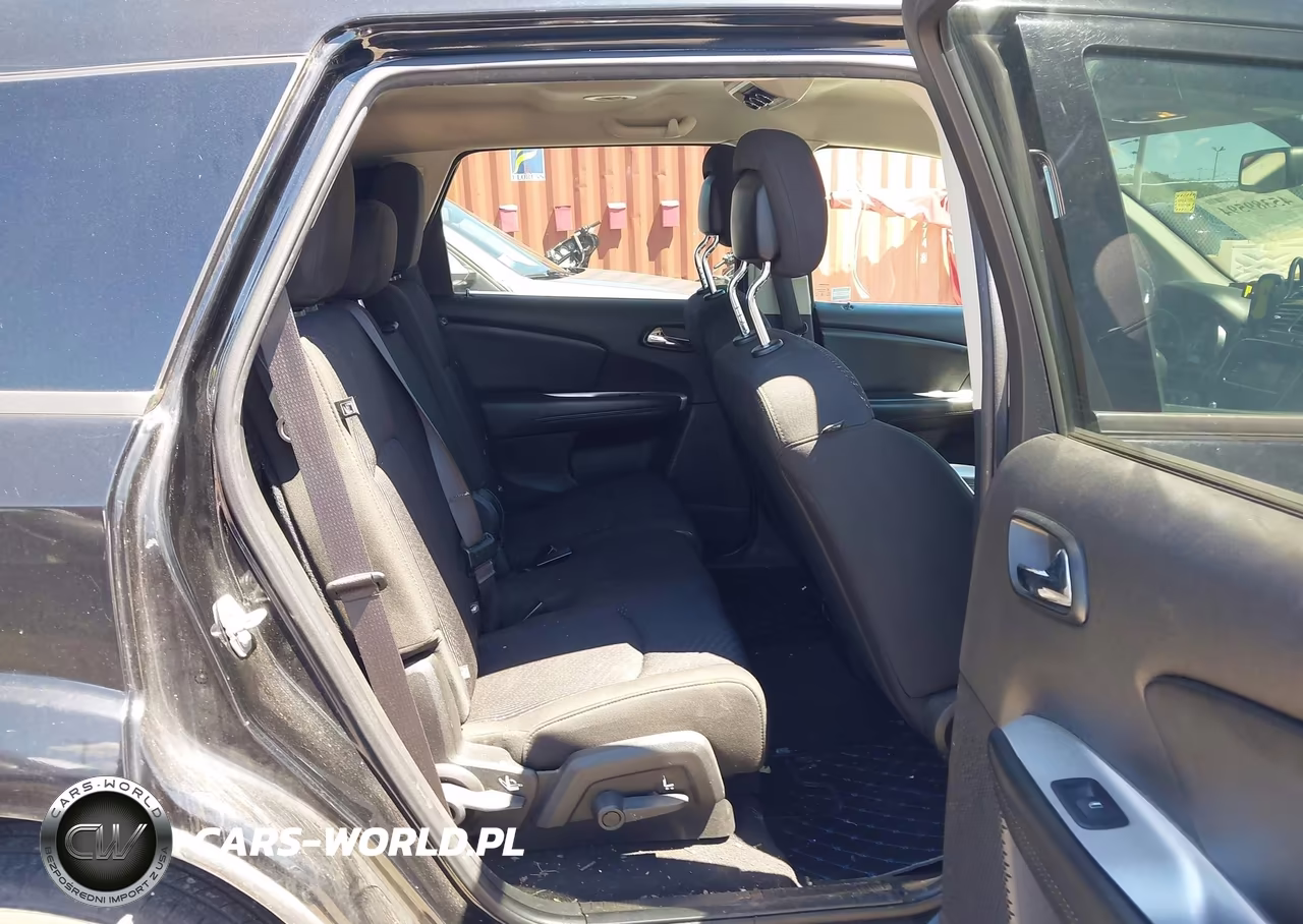 2019 Dodge Journey Se VIN:3C4PDCBB4KT810532 - 8