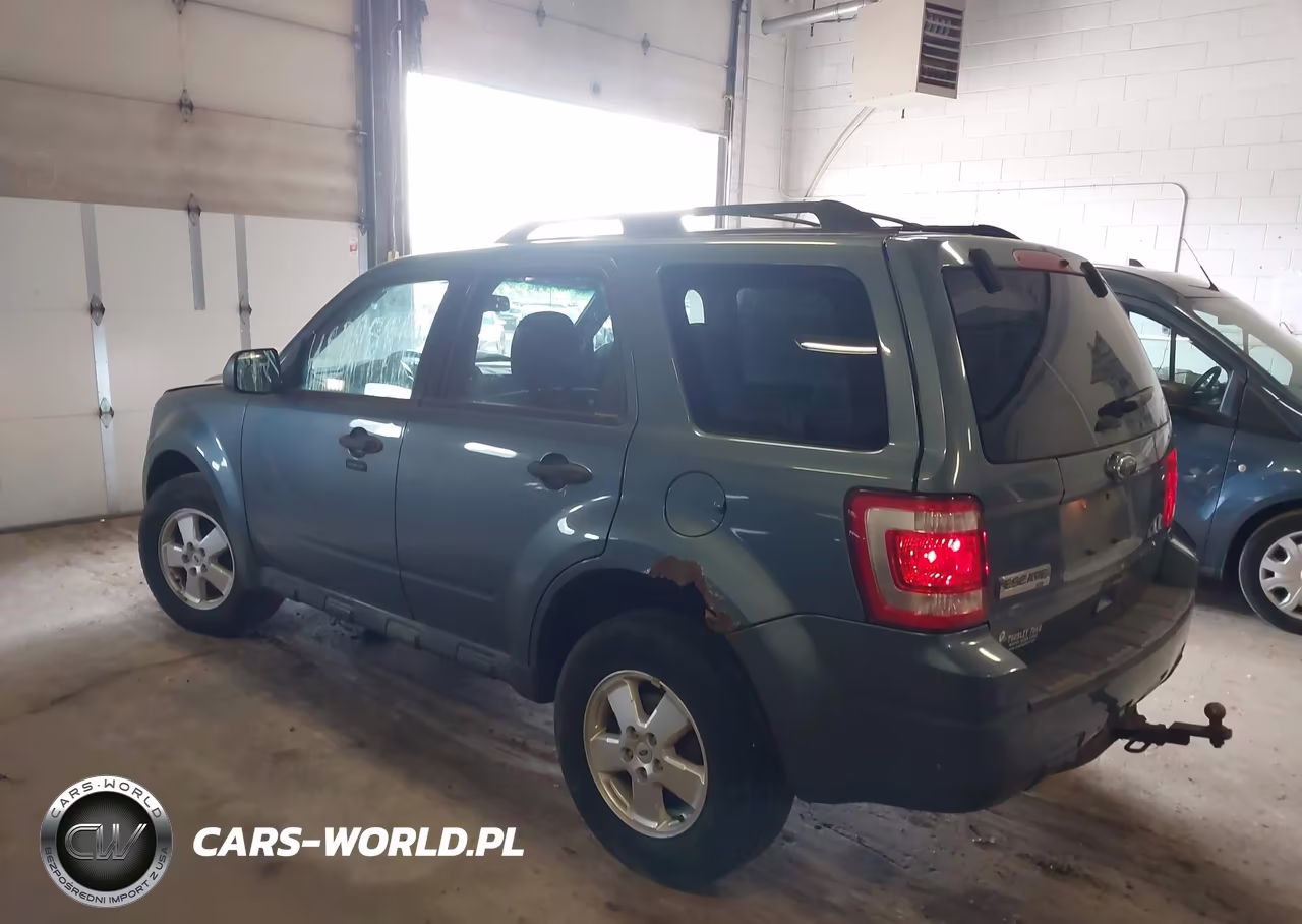 2011 Ford Explorer Xlt VIN:1FMCU0D73BKC29915 - 3