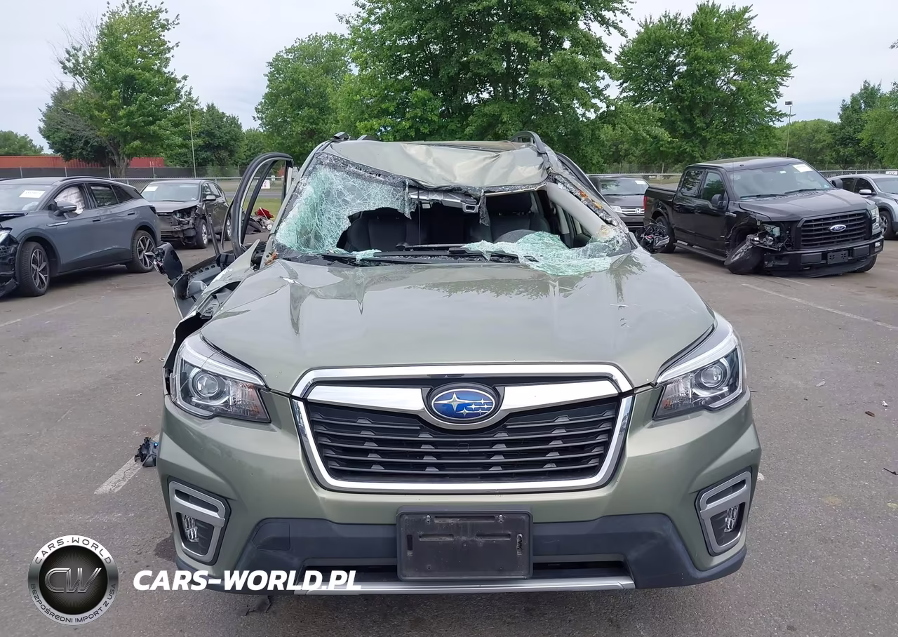 2019 Subaru Forester Touring VIN:JF2SKAWC0KH563100 - 12