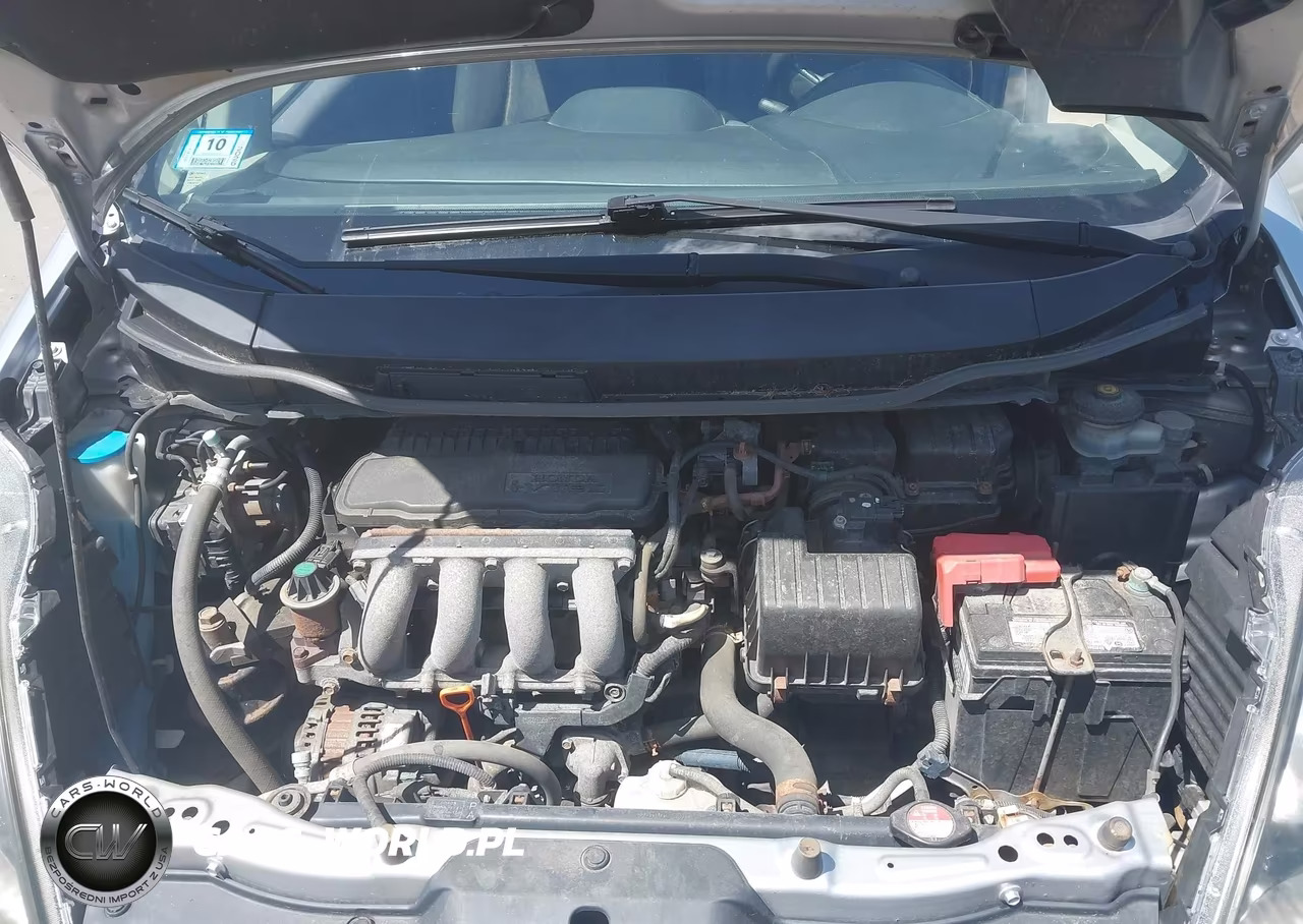 2013 Honda Fit Sport VIN:JHMGE8G5XDC041206 - 10