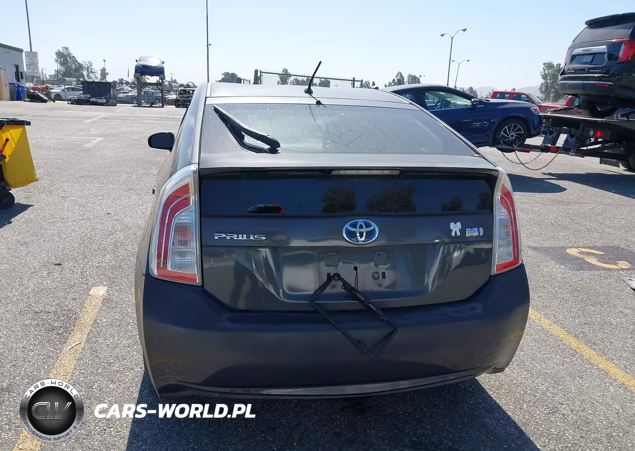 2012 Toyota Prius Two VIN:JTDKN3DUXC5388662 - 18