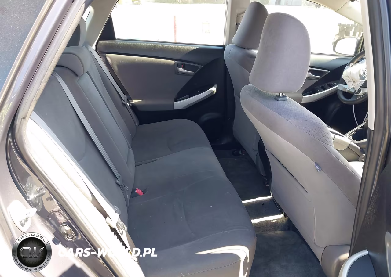 2012 Toyota Prius Two VIN:JTDKN3DUXC5388662 - 8