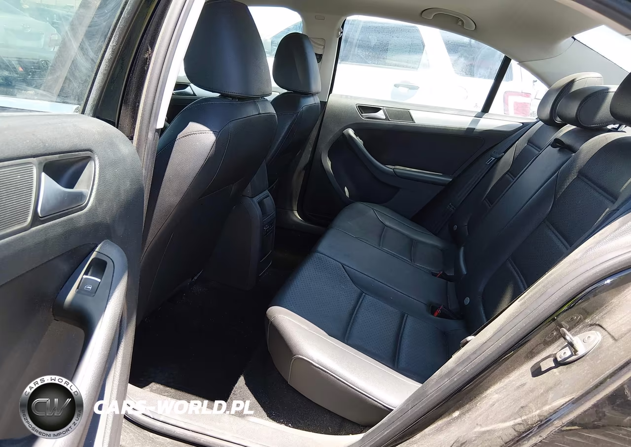 2014 Volkswagen Jetta 1.8T Se VIN:3VWD17AJ1EM377663 - 8
