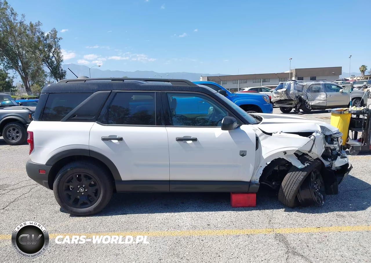 2025 Ford Bronco Sport Big Bend VIN:3FMCR9BN3SRF26993 - 13