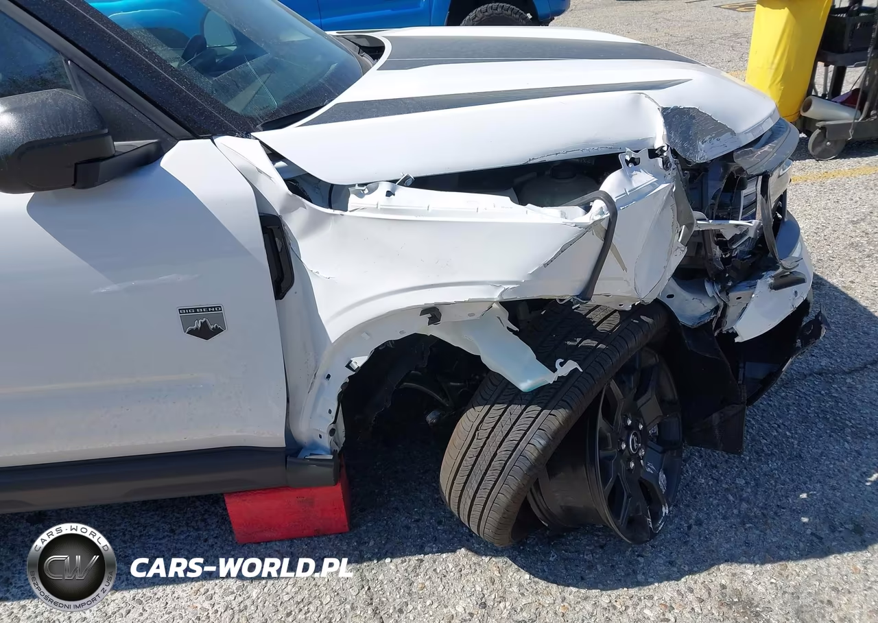2025 Ford Bronco Sport Big Bend VIN:3FMCR9BN3SRF26993 - 17