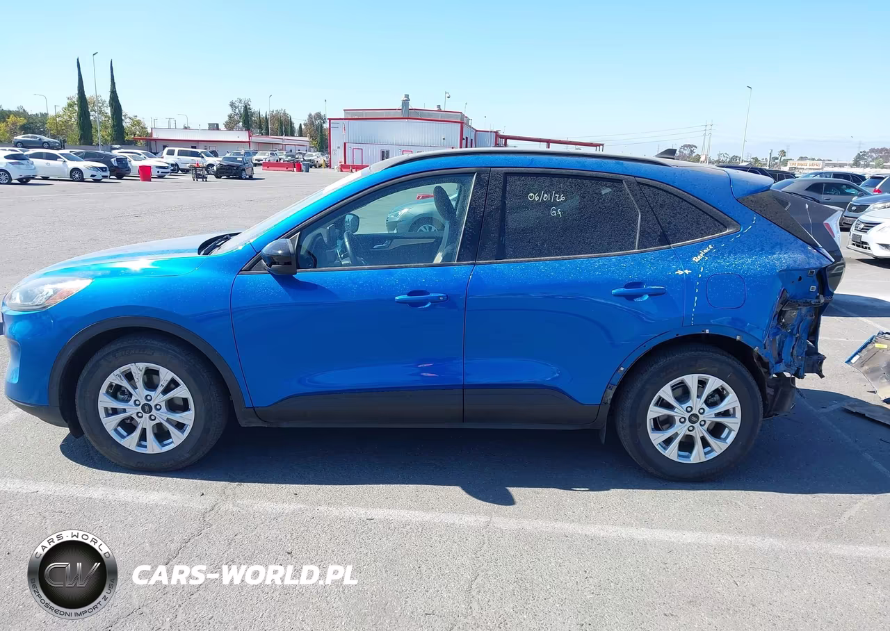 2020 Ford Escape Se Sport Hybrid VIN:1FMCU0BZ7LUB44702 - 15
