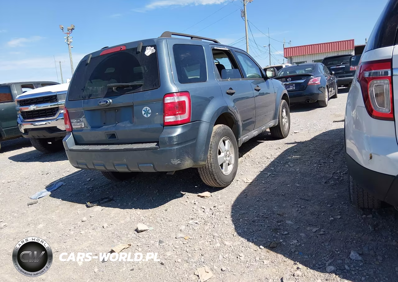 2011 Ford Escape Xlt VIN:1FMCU0D74BKA52971 - 4