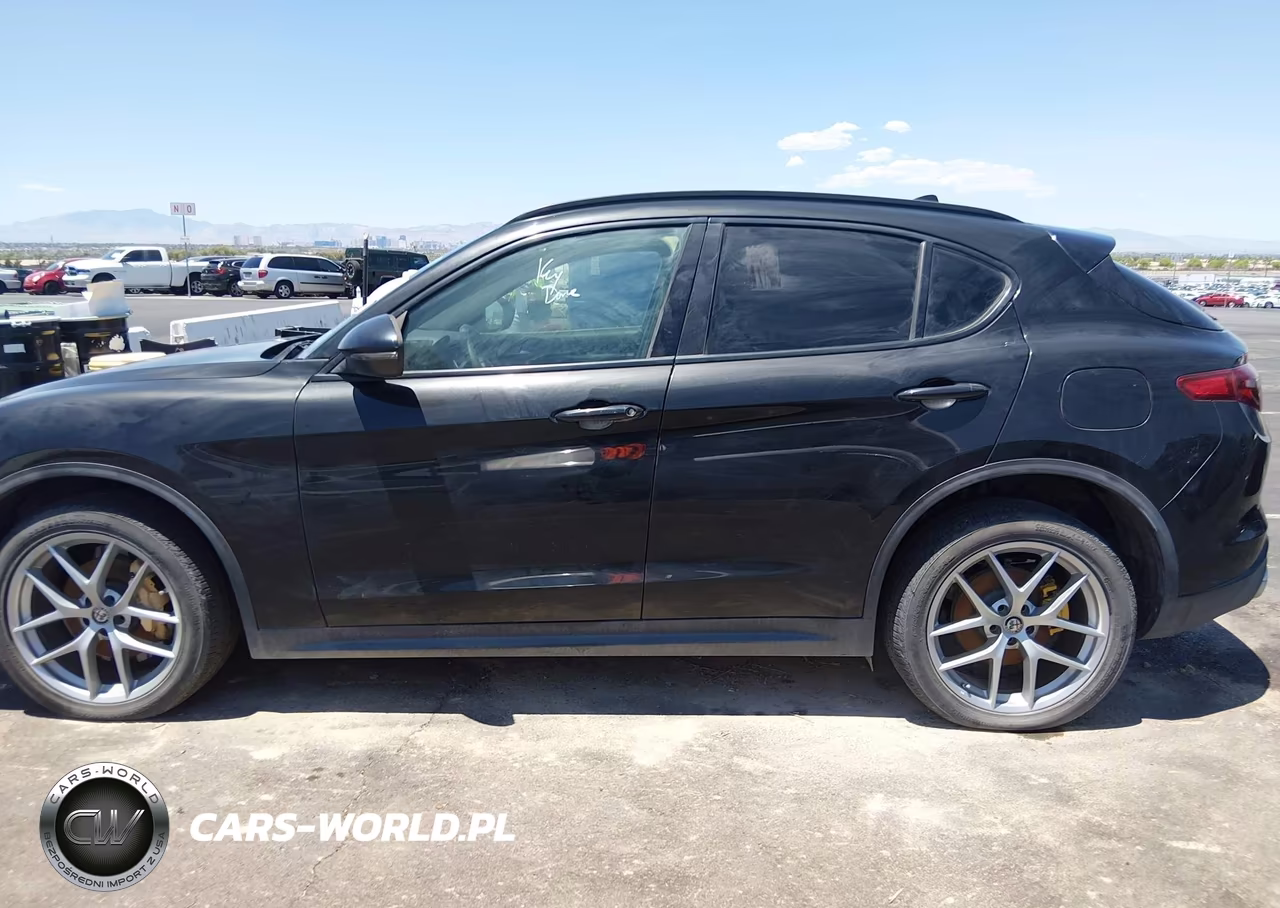 2018 Alfa Romeo Stelvio Ti Sport Awd VIN:ZASFAKNN4J7B70062 - 14