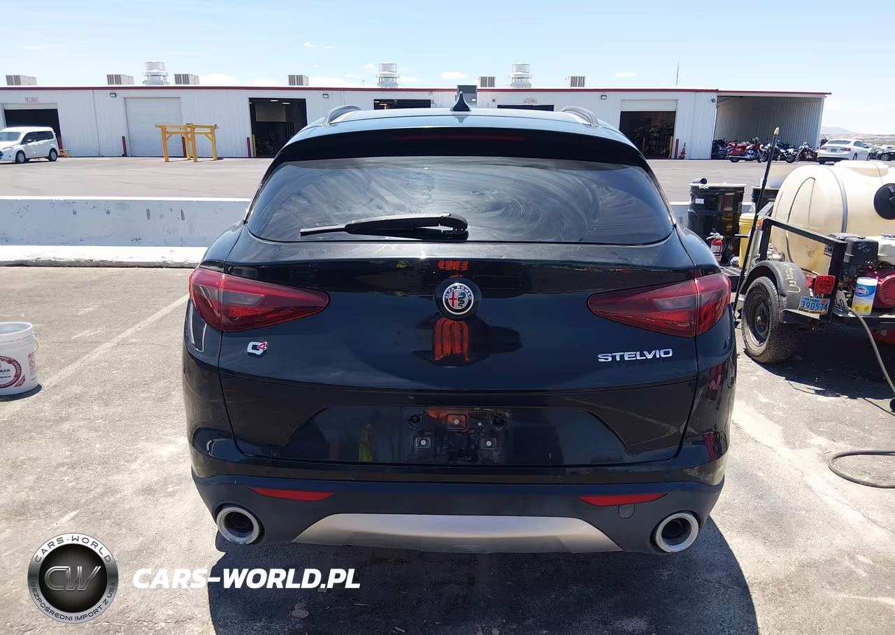 2018 Alfa Romeo Stelvio Ti Sport Awd VIN:ZASFAKNN4J7B70062 - 16
