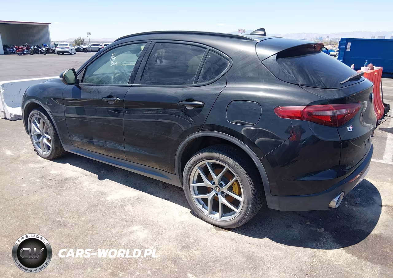 2018 Alfa Romeo Stelvio Ti Sport Awd VIN:ZASFAKNN4J7B70062 - 3