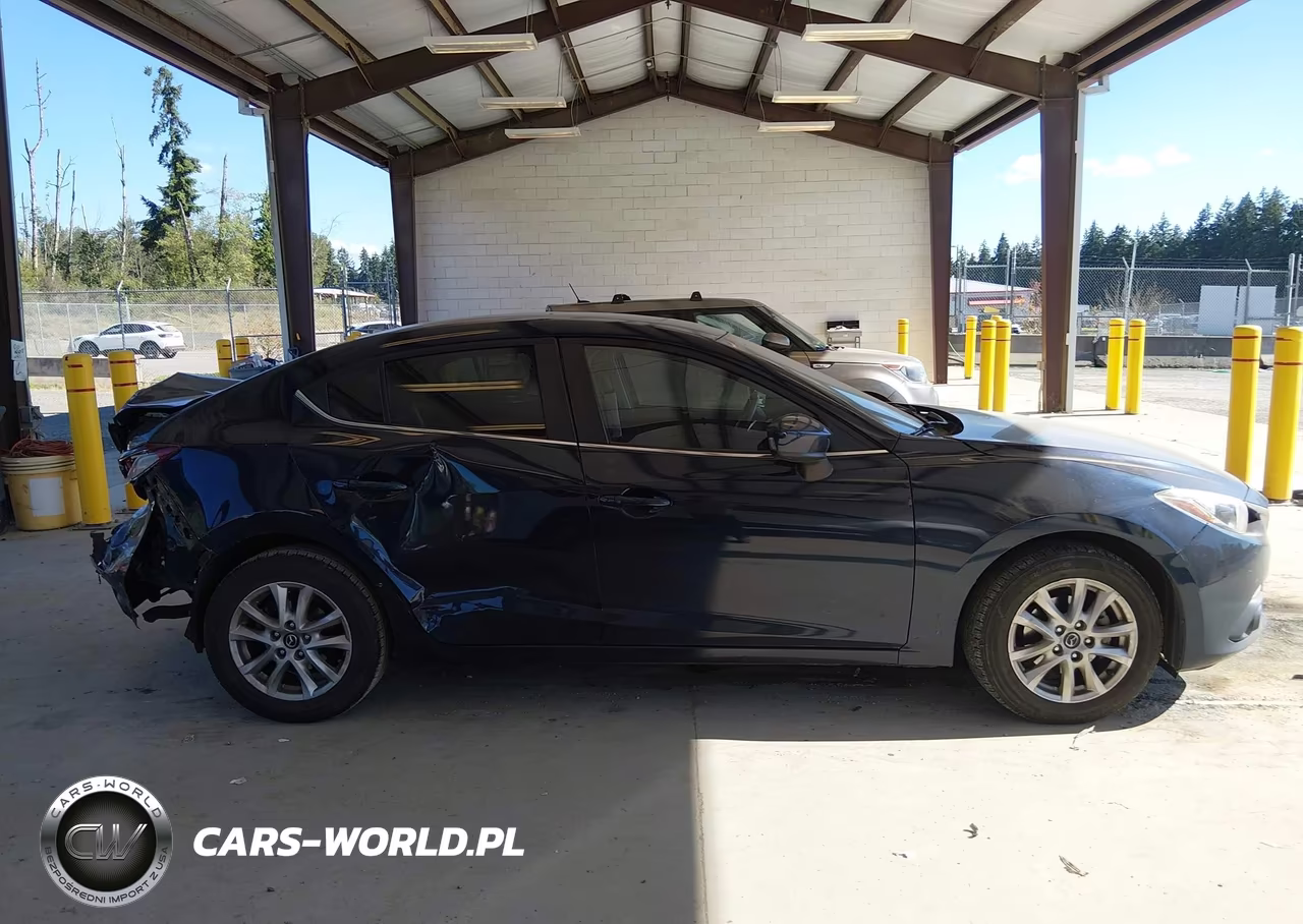2016 Mazda Mazda3 I Touring VIN:JM1BM1V77G1333437 - 14
