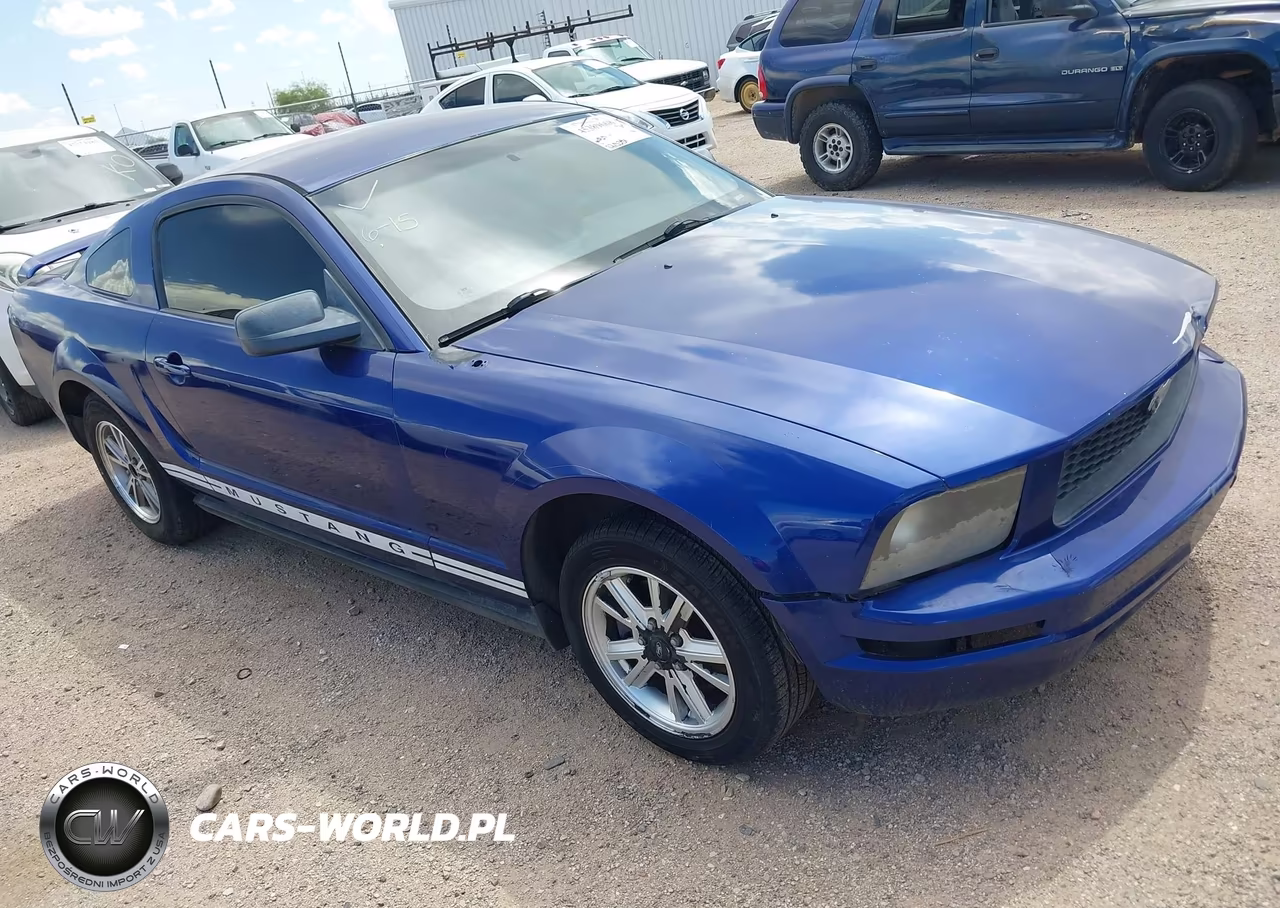 2005 Ford Mustang V6 Deluxe-V6 Premium