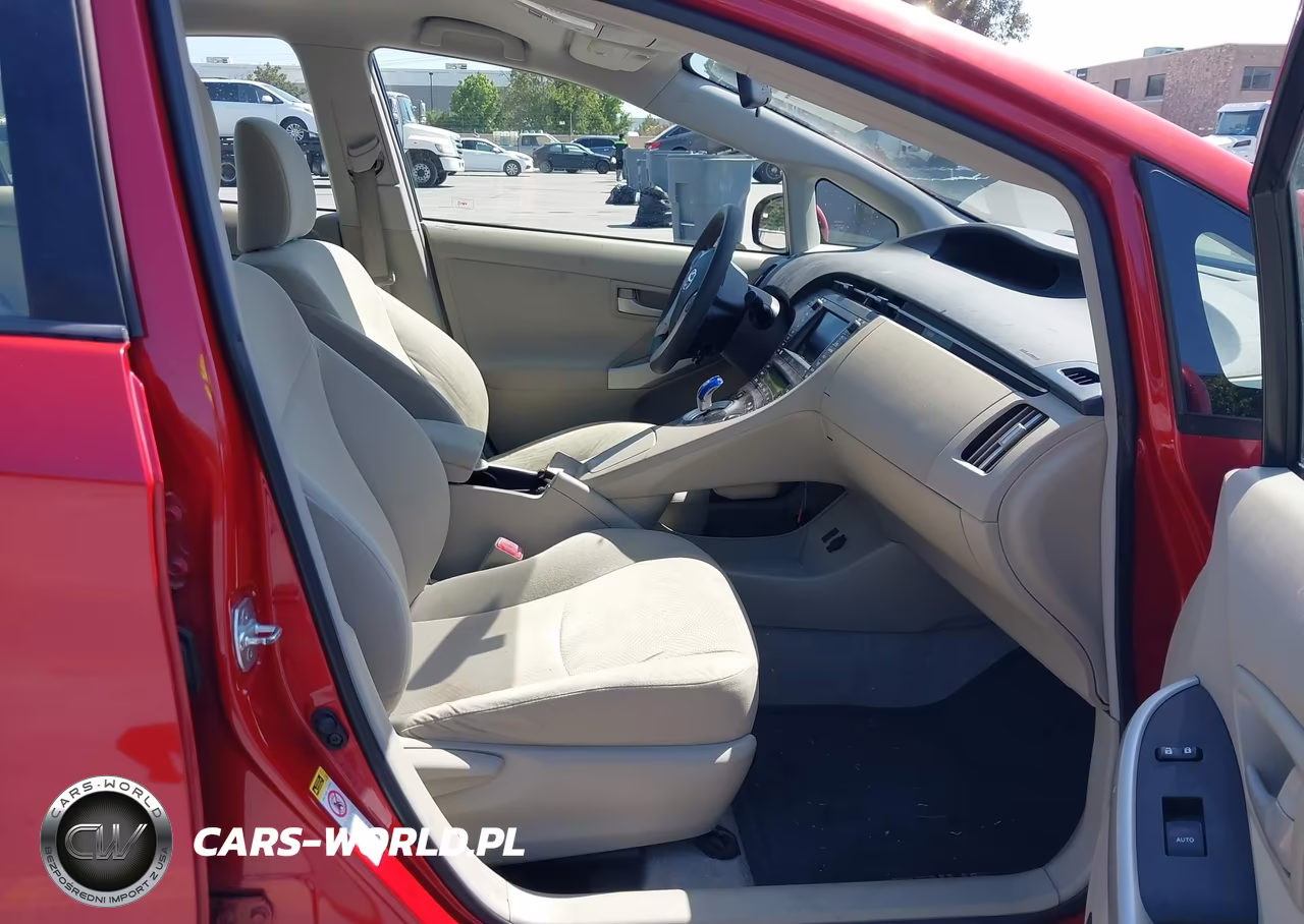 2011 Toyota Prius Three VIN:JTDKN3DU4B1364783 - 5