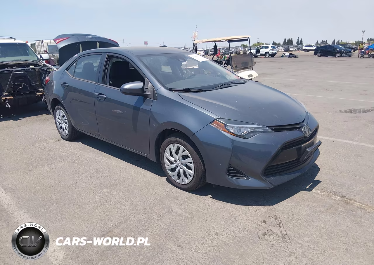 2017 Toyota Corolla Le – zdjęcie 1 z 17