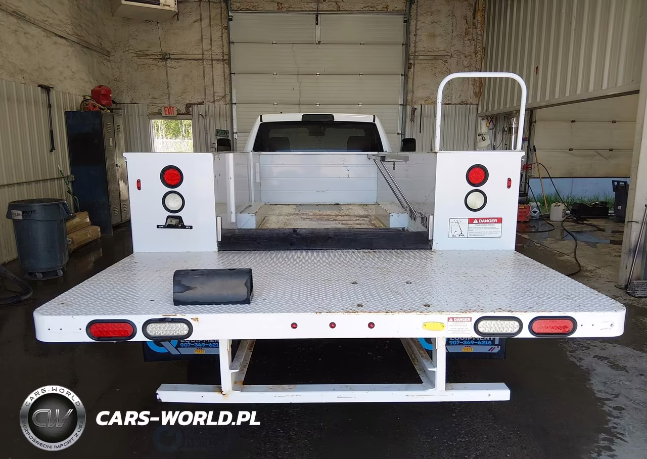 2017 Ram 3500 Chassis Tradesman-Slt VIN:3C7WRTAJ6HG758802 - 17