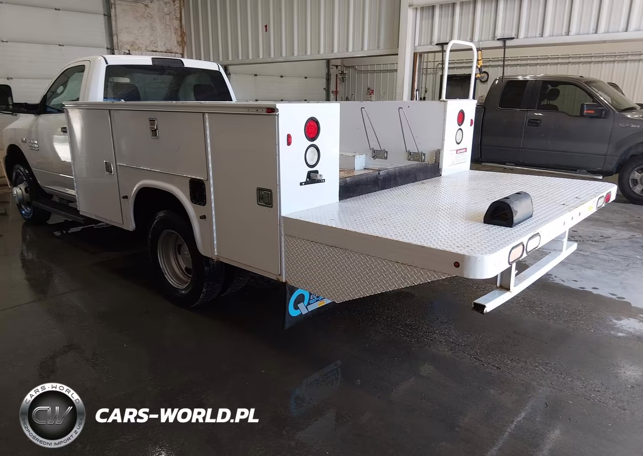 2017 Ram 3500 Chassis Tradesman-Slt VIN:3C7WRTAJ6HG758802 - 3