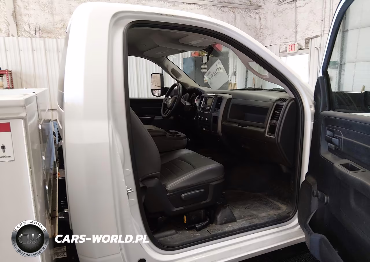 2017 Ram 3500 Chassis Tradesman-Slt VIN:3C7WRTAJ6HG758802 - 5