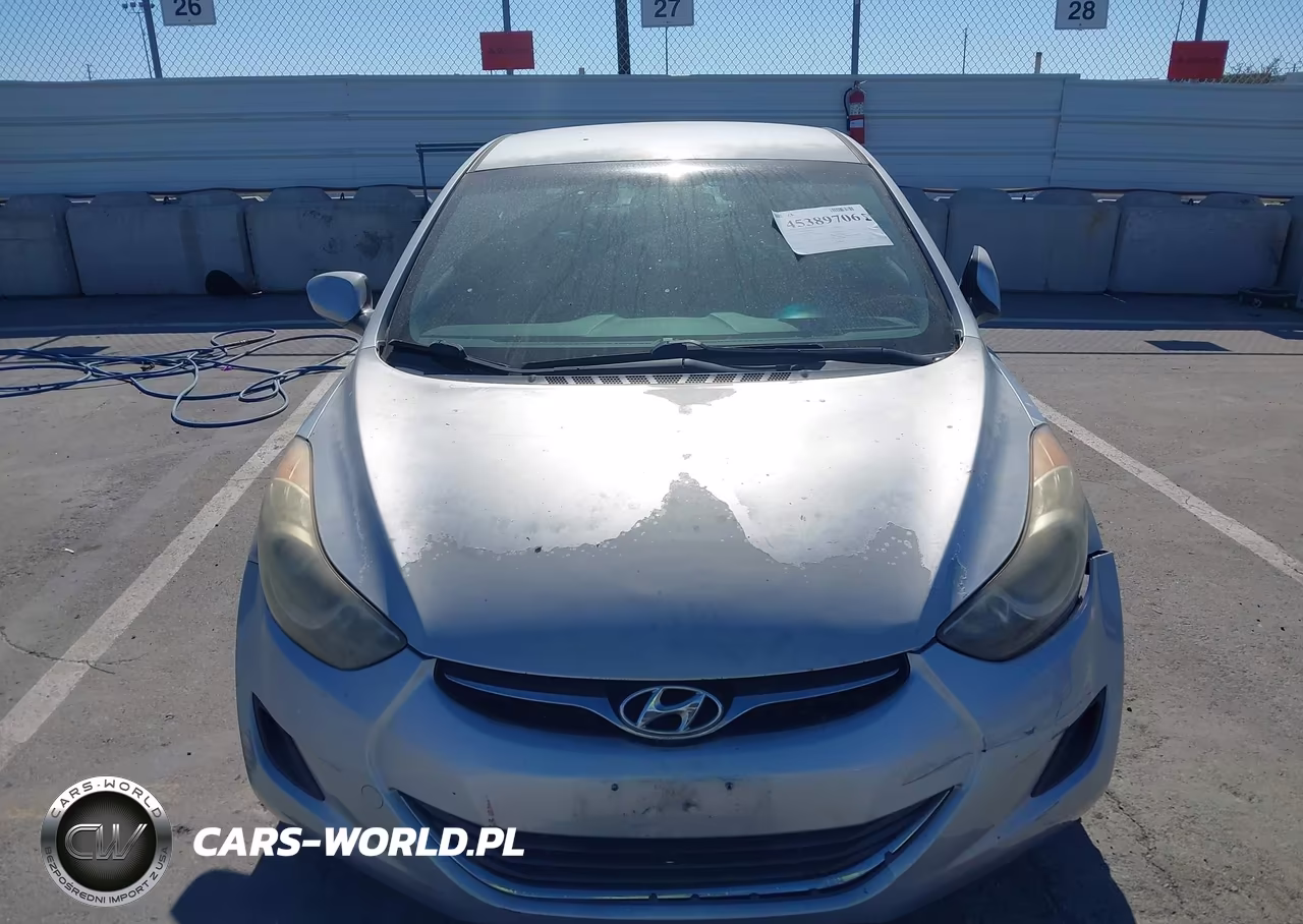 2011 Hyundai Elantra Gls VIN:5NPDH4AE1BH060127 - 12