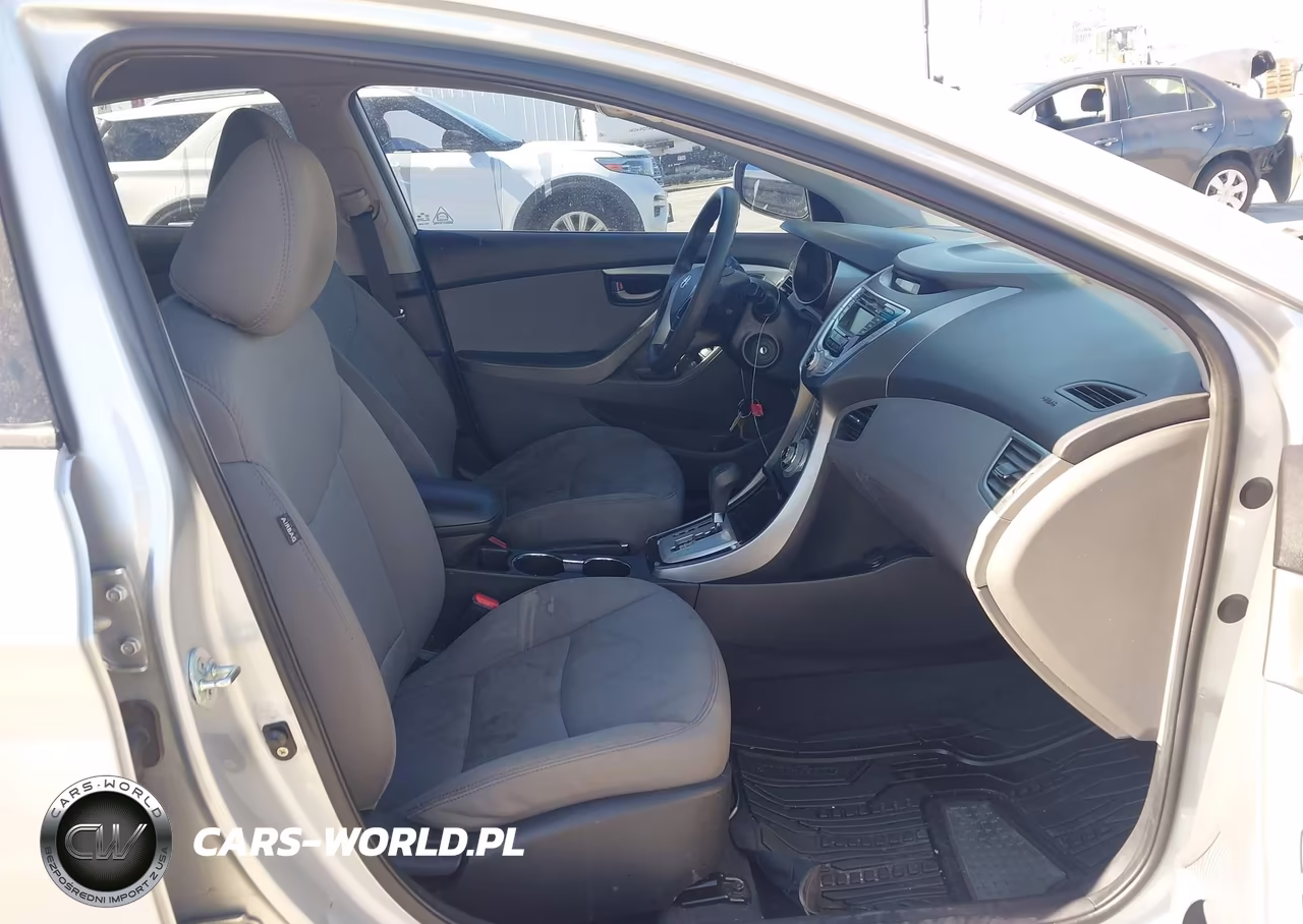 2011 Hyundai Elantra Gls VIN:5NPDH4AE1BH060127 - 5