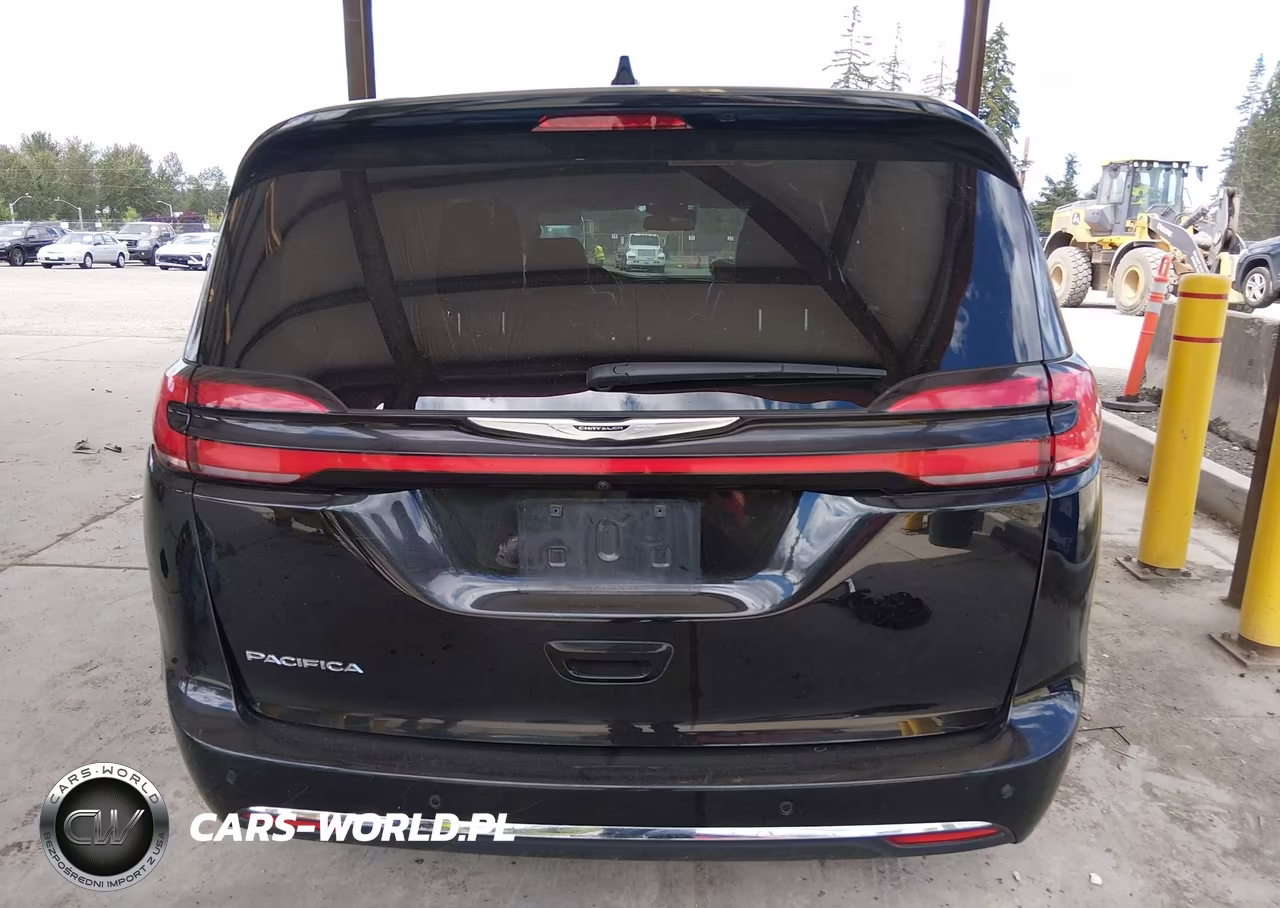 2024 Chrysler Pacifica Touring L VIN:2C4RC1BG5RR145827 - 17