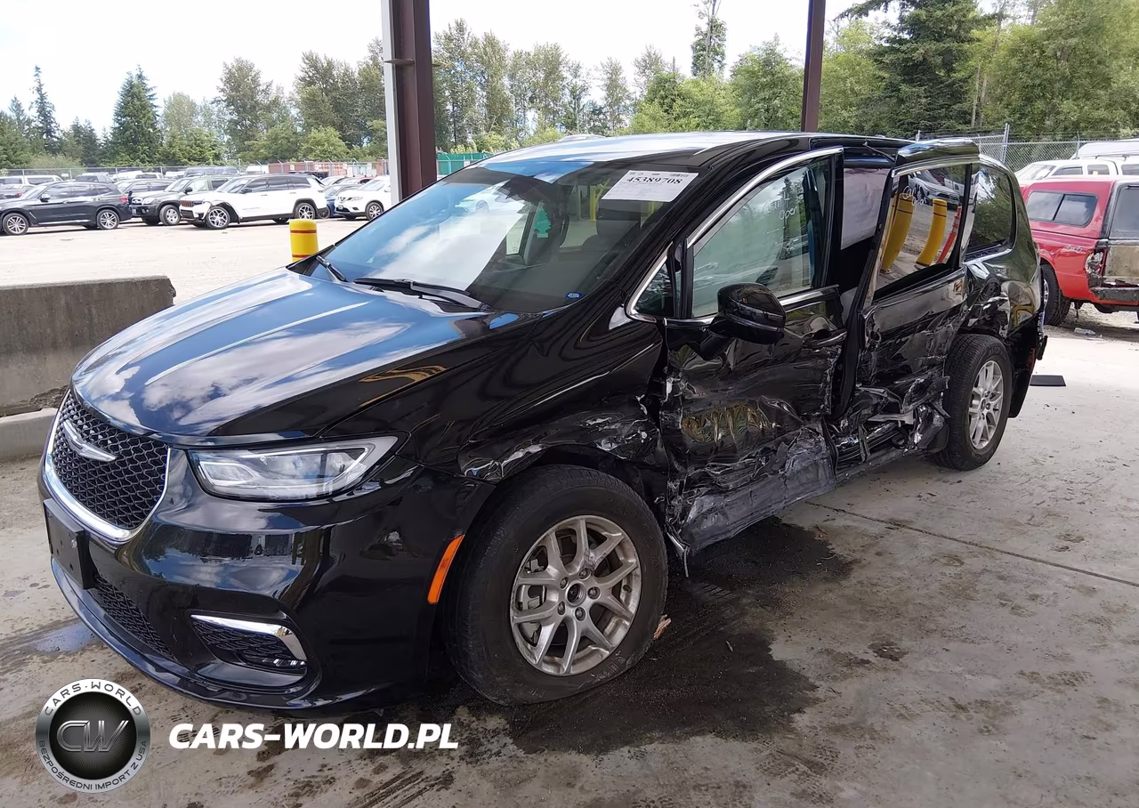 2024 Chrysler Pacifica Touring L VIN:2C4RC1BG5RR145827 - 2