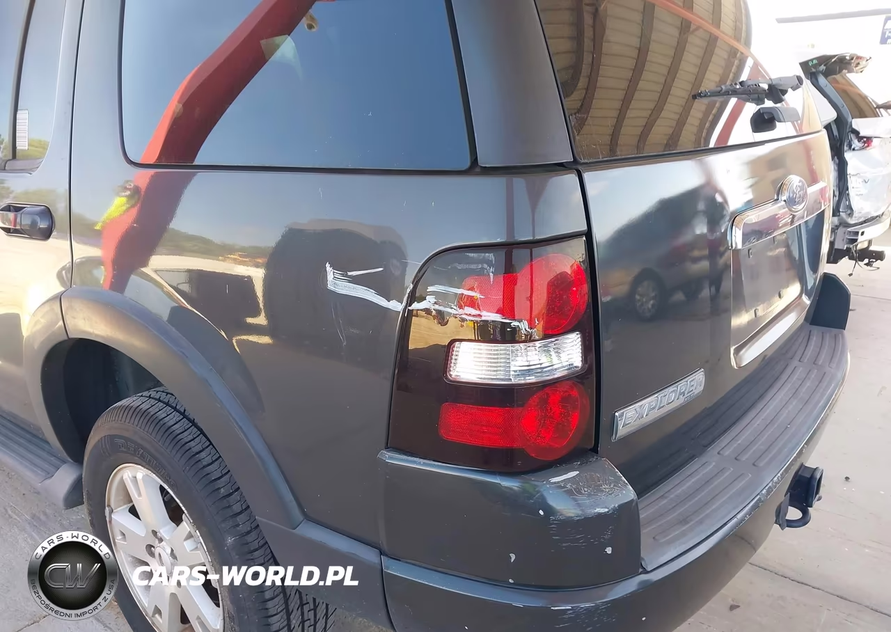 2007 Ford Explorer Xlt VIN:1FMEU638X7UA42785 - 12