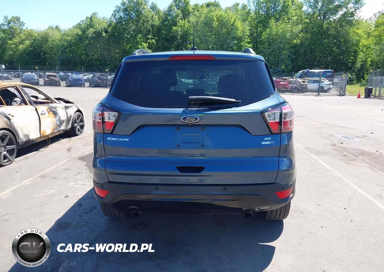 2018 Ford Escape Se VIN:1FMCU9GD0JUA87676 - 16